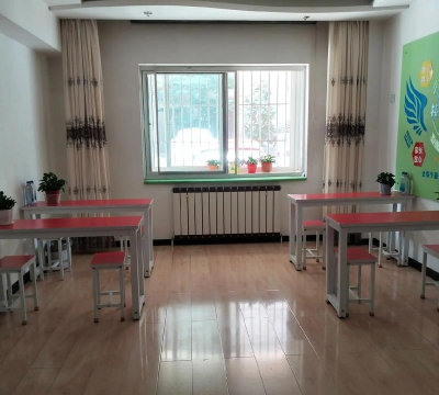 唐山市丰润区向日葵培训学校有限公司