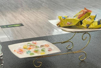 仪征云上中鹤美术培训有限公司阅读区