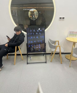 凤城市天承氧气舞蹈教育培训有限公司