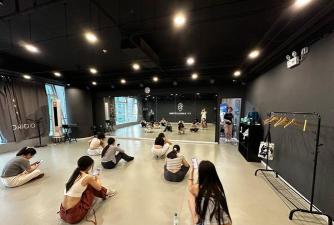 富宁漫舞艺术培训有限公司