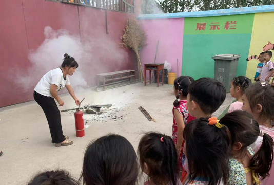 龙马潭区双加镇大冲头村幼儿园