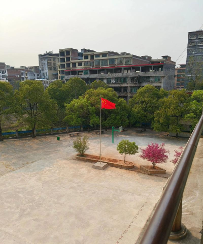 曾都区三里岗镇新集中心小学