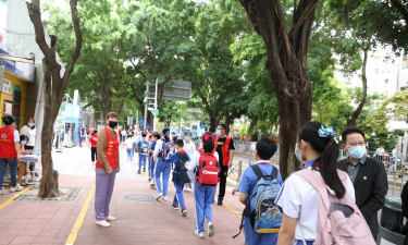 长布镇第二中心小学