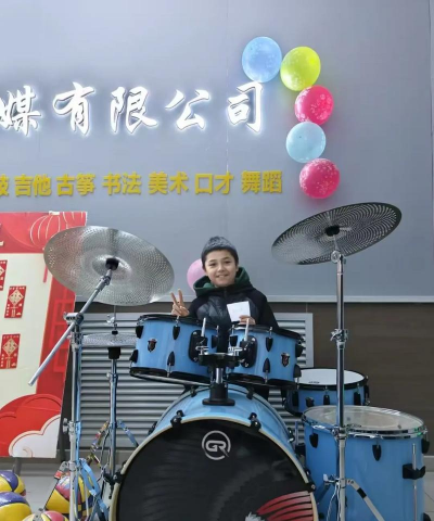 哈密市伊州区馨蔓艺术培训有限责任公司