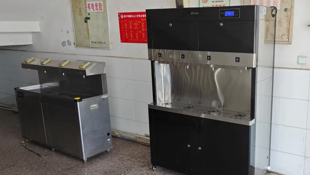 宁波市鄞州区咸祥镇中心小学