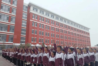 兰西县平山镇平山二中