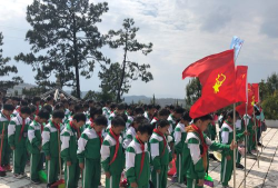 峨山县富良棚乡中心小学