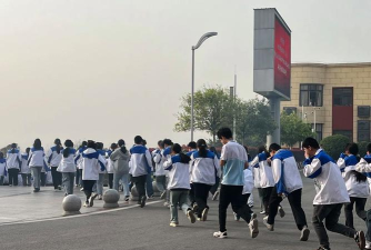 高坪区龙门镇初级中学