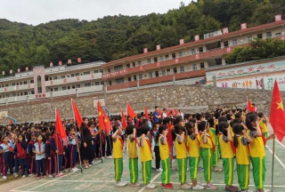 细坳镇中心小学