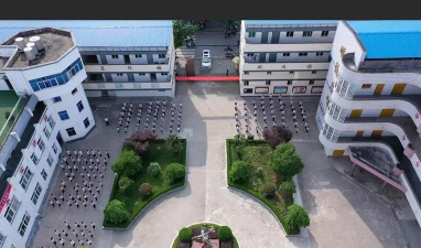 祁门县阊江小学