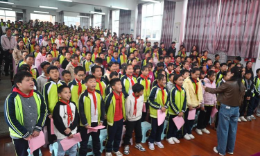 春城镇高朗小学