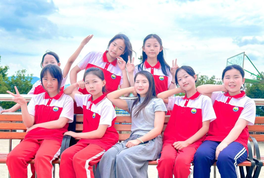 岳池县天平镇长河扁村私立学前班