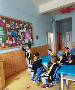 新疆阿克苏市百灵鸟幼儿园