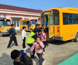 郎溪县飞里中心小学