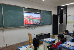 阆中市二龙初级中学校