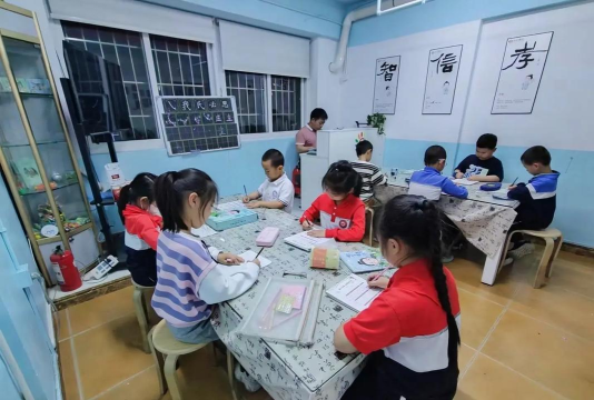 洛阳小星星艺术培训有限公司明鑫花园分公司