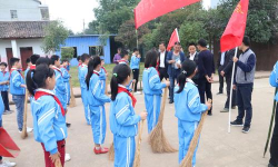 七里岗中心小学