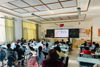 青岛市城阳区棘洪滩镇南万小学