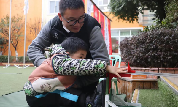 湘潭市金苹果幼儿园