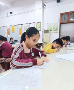 东莞市大岭山镇第二小学