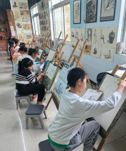 西安市临潼区曹东艺术培训学校有限公司