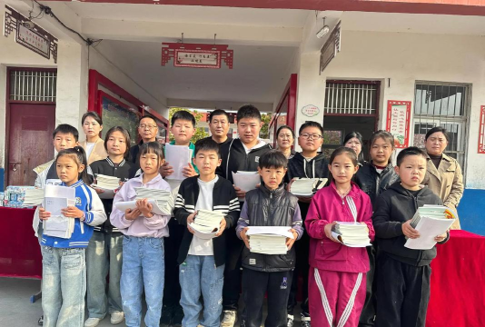 茌平县杨屯乡大冯中心校