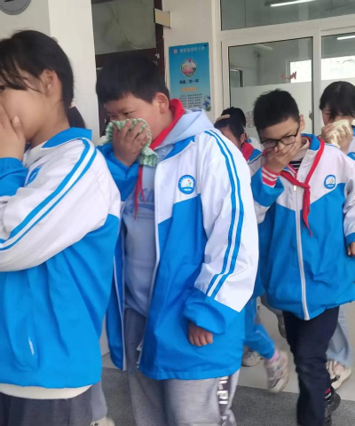 都江堰市幸福镇团结小学