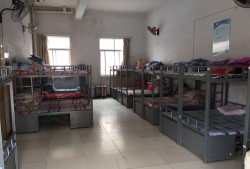 临泉县谭棚镇初级中学