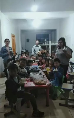 开远市铭春伶培训学校有限公司