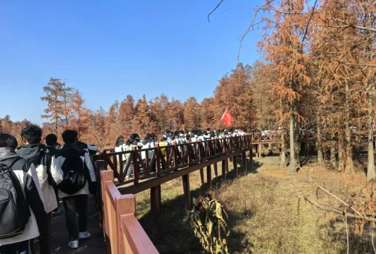 张巷白马初级中学