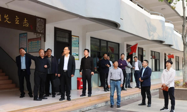 罗集乡顺河初级中学