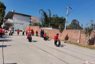 钟山镇龙马完小