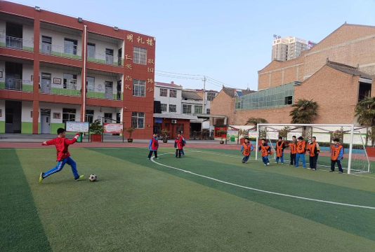 大坪逸夫小学