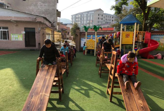 蟠龙镇中心幼小学儿园