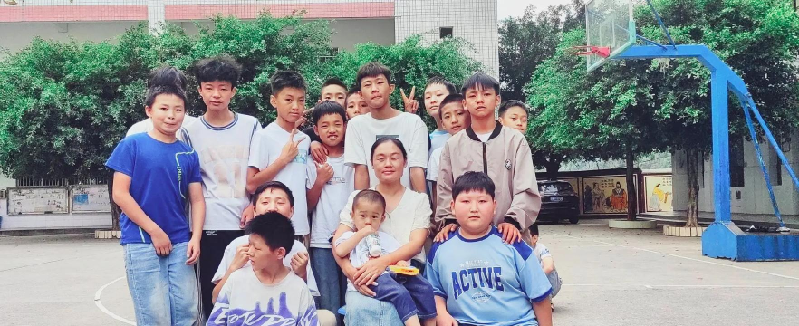 阆中市盘马乡仰家坪村小学