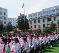 镇巴县长岭初级中学