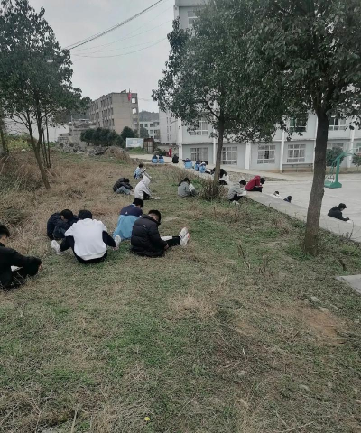 平武县坝子乡初级中学