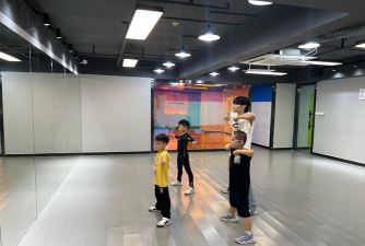 景宁酷盖街舞培训有限公司