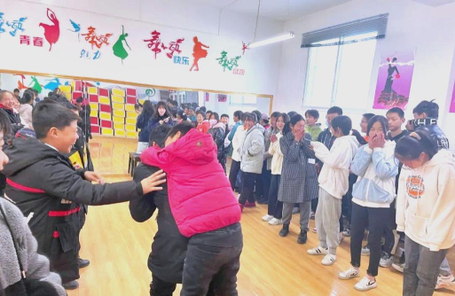 沈坝镇沈坝初级中学