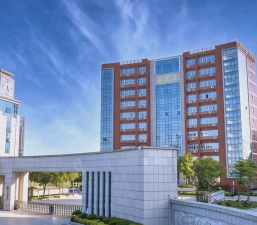 福建晋江陈埭民族中学