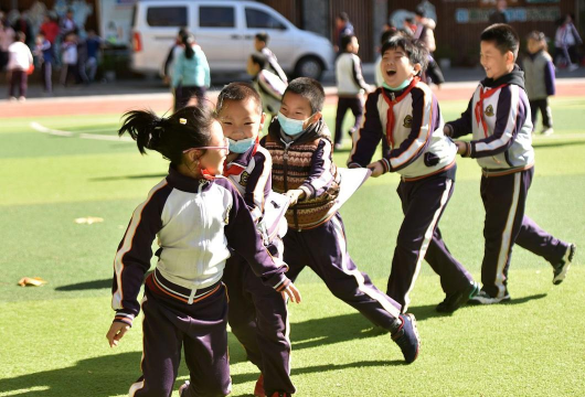 宝山区同达小学
