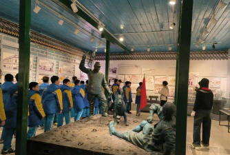 富锦市第三小学