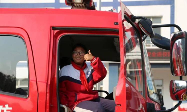 大连市旅顺口区柏岚子小学