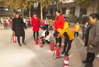 藁城市兴安镇冯村小学