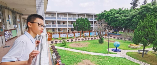 佛山市顺德区杏坛梁銶琚初级中学