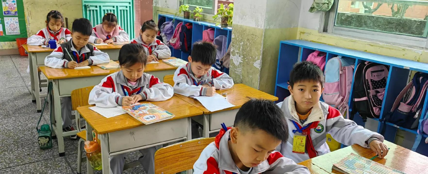 博罗县石湾镇龙峰学校