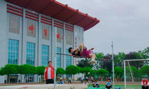 凤翔县凤翔中学