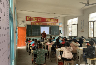 水浸坪乡中心小学