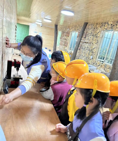 东煤地质局劳动服务公司幼儿园