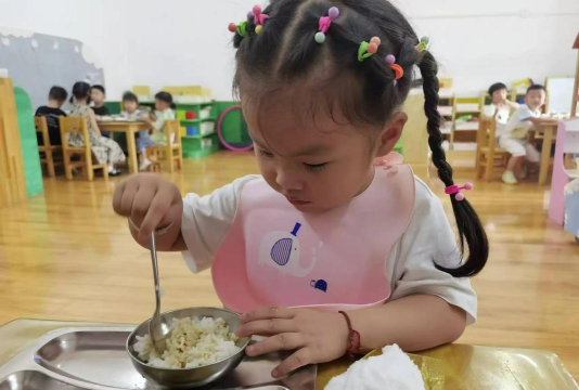 大连市沙河口区华北路小学幼儿园